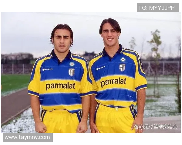 威尼斯足球明星盘点：那些在绿茵场上闪耀的传奇人物